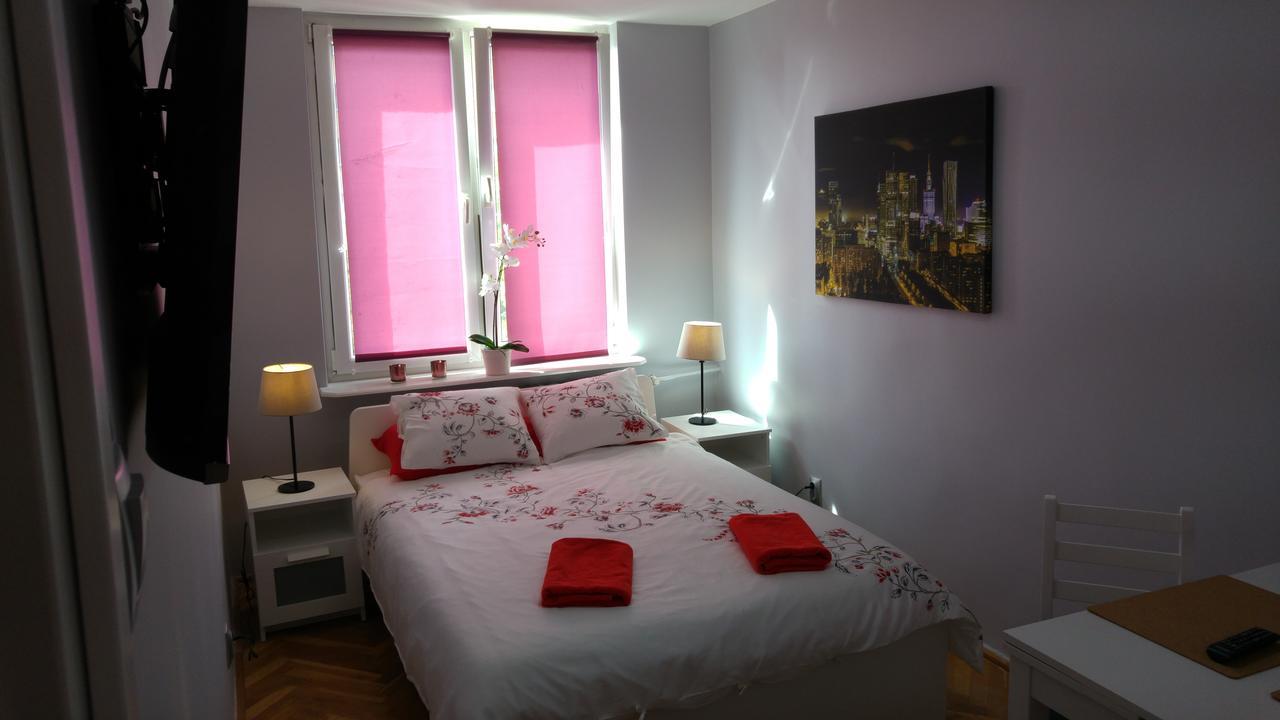 Rent0Nline Niepodleglosci Rooms Metro Varsovia Exterior foto